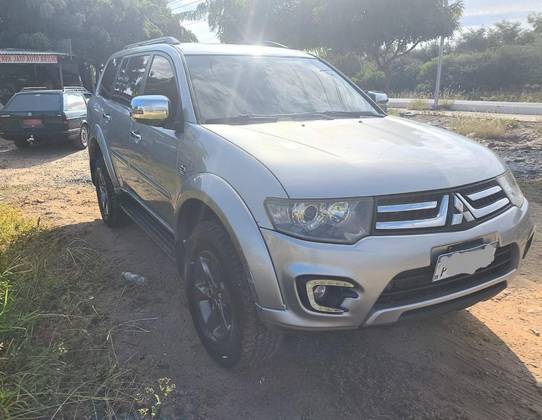 MITSUBISHI PAJERO DAKAR 3.2 4X4 16V TURBO INTERCOOLER DIESEL 4P AUTOMÁTICO MITSUBISHI PAJERO DAKAR 3.2 4X4 16V TURBO INTERCOOLER DIESEL 4P AUTOMÁTICO